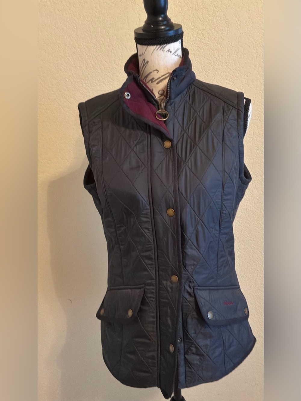 Barbour Quilted Vest Dark Blue & Burgundy Size 10